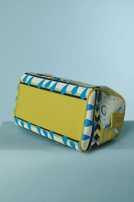 Sac polochon Versace en toile enduite imprimée et cuir jaune – Image 5
