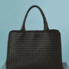 B8686-Sac-Bottega-Venetta-en-cuir-marron-tresse-01