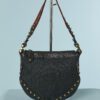B9715-Sac-Gucci-en-toile-monogramme-et-clous-01