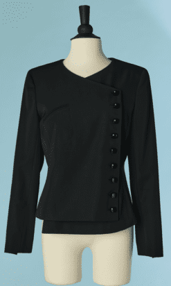 B9181-Veste-Chanel-en-lainane-noire-boutons-clavier-Gabrielle-an-2000-t40-01