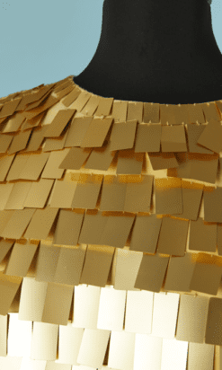 Alternative view of Robe vintage cousue de paillettes or rectangulaires