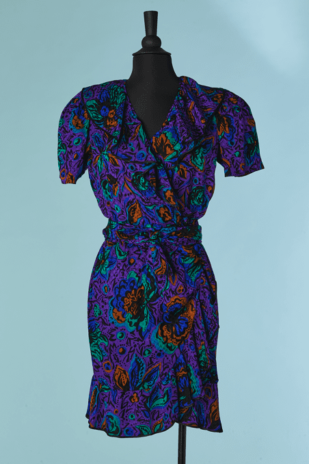 B9229-Robe-Saint-Laurent-portefeuille-en-soie-violet-bleu-turquoise-ocre-t34-01