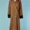 C0713-Manteau-1910-en-laine-beige-caramel-et-parements-en-velours-t40-01