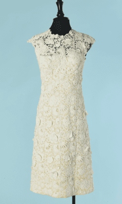 C1165-Robe-1960-en-guipure-ecrue-et-strass-t36-01