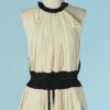 C1233-Chemisier-Vionet-en-soie-plissee-ecrue-et-noire-t40-01