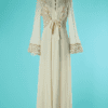 B7183-deshabille-et-chemise-de-nuit-en-mousseline-ecrue-incrustee-de-motifs-beige-et-blancs-t40-001
