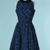 C1595-Robe-1950-Estevez-en-soie-bleue-jacquard-de-fleurs-noires-t40-01