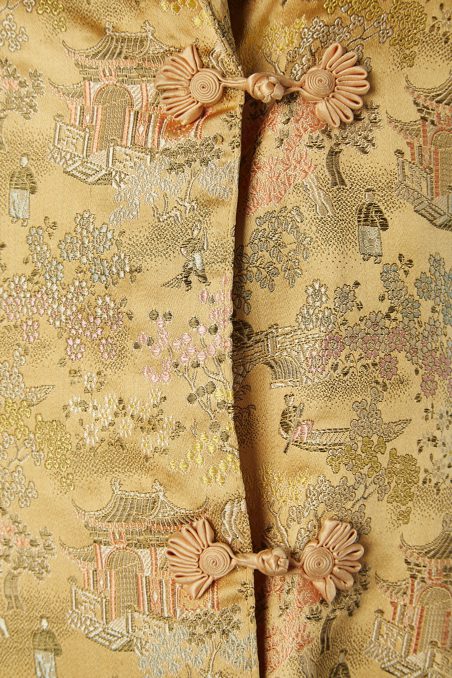 Veste indochinoise 1940 en satin jaune jacquard asiatique – Image 4