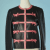 C2429-Veste-Gucci-en-cuir-noir-et-noeuds-roses-t38-01