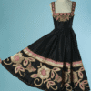 C2845-Robe-Christian-Dior-en-soie-noire-avec-broderies-et-applications-couleurs-t38-04