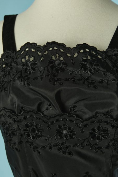 Ensemble du soir 1950 en faille noire brodée – Image 2