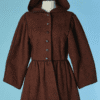 C3713-Veste-Saint-Laurent-collection-russe-1977-en-lainage-marron-et-capuche-t40-01
