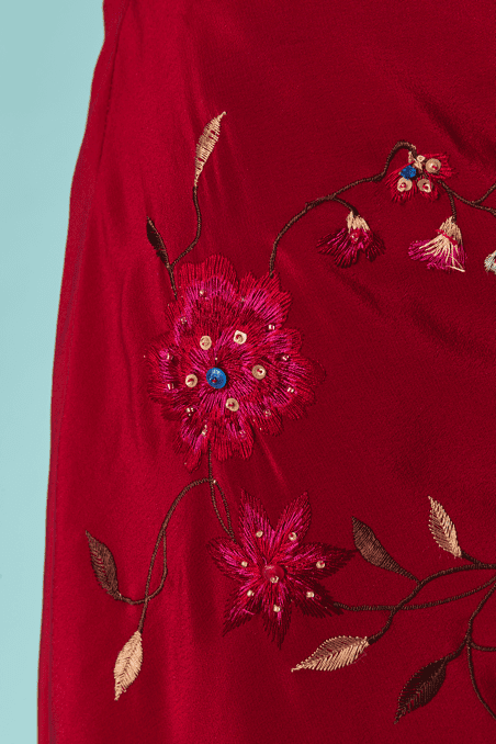 Jupe asymétrique Lolita Lempicka en soie rouge brodée – Image 4