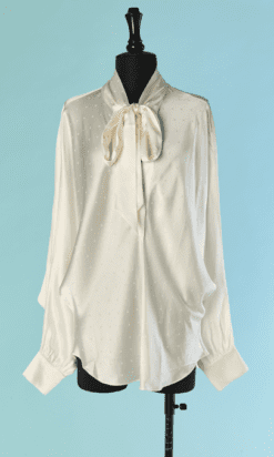 Alternative view of Chemisier Alexandre Vauthier couture en satin blanc