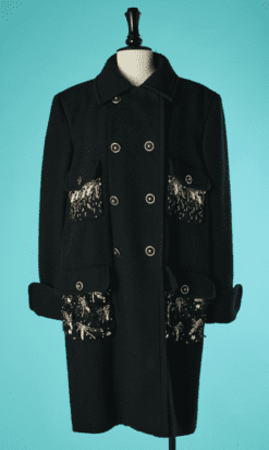 Manteau 3/4 Chanel en cachemire noir bodé sur les poches