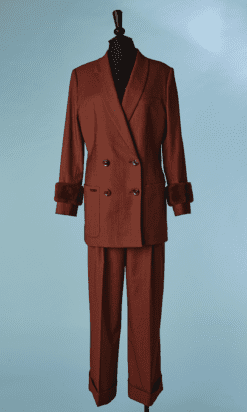 Tailleur pantalon Fendi en laine orange et marron et fourrure