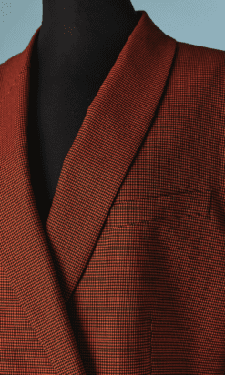 Alternative view of Tailleur pantalon Fendi en laine orange et marron et fourrure