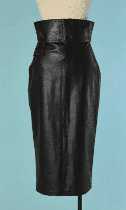 C8108-Jupe-crayon-Montana-en-cuir-noir-lisere-noir-T38