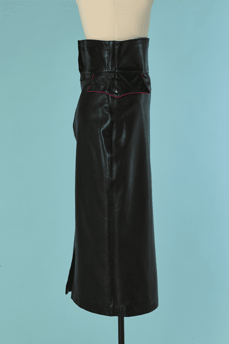 Jupe crayon Montana 1990 en cuir noir et liseré rose – Image 5
