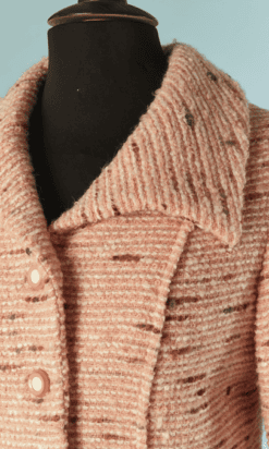 Alternative view of Tailleur jupe 1960 en tweed de laine rose chiné
